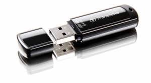 Transcend TS64GJF700, 64GB, USB3.1, Pen Drive, Classic, Black